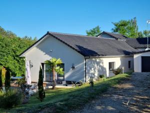 Maisons de vacances Maison de vacances contemporaine, plein Perigord pourpre : photos des chambres