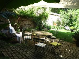 B&B / Chambres d'hotes Le Jardin De Gustave : photos des chambres