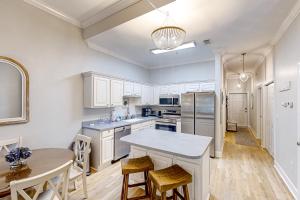 Seagrove Highlands 2403