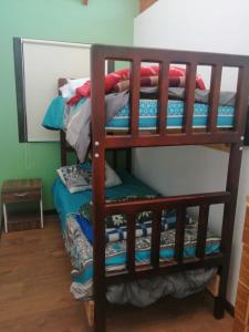 Casa equipada para 9 personas a 5 minutos del centro y la playa principal y 15 minutos de punta de lobos