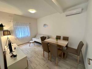 Apartments in Dramalj 45738