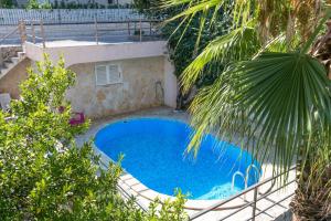 Family friendly apartments with a swimming pool Seget Vranjica, Trogir - 14409