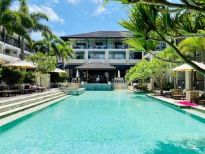126 Santai - Ground Floor Studio Apartment by uHoliday