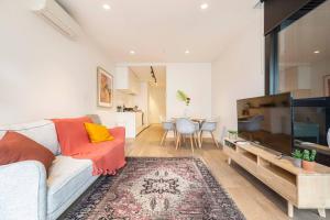 The Nest in The West - Inner-city Sophistication