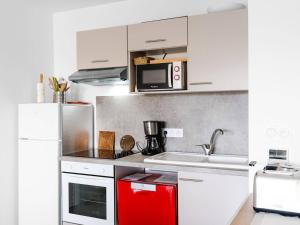 Appartement T3 moderne avec WIFI, parking sécurisé et à 300m de la plage - FR-1-409-160