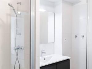 Appartement T3 moderne avec WIFI, parking sécurisé et à 300m de la plage - FR-1-409-160