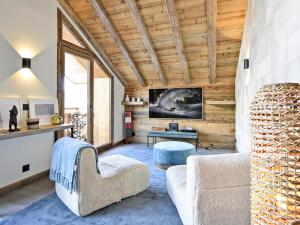 Charmant Triplex aux Allues avec Cheminée et Concierge - FR-1-613-80