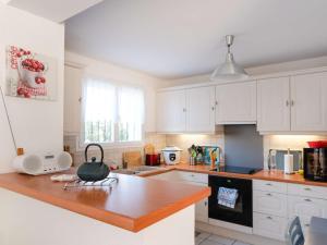 Pavillon climatisé 6 pers proche plage avec terrasses, wifi, parking privé, et tout confort à Narbonne-Plage - FR-1-409-209