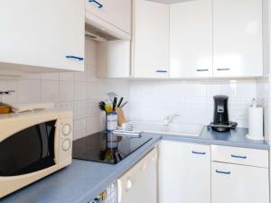 Studio cabine avec piscine et vue port à Gruissan - FR-1-409-199