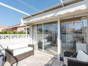 Pavillon Studio Mezzanine Climatisé avec Piscine et WIFI, Proche Plage à Gruissan - FR-1-409-240 - Gruissan