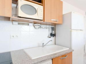 T3 avec piscine, terrasse vue mer et parking privé - FR-1-409-219