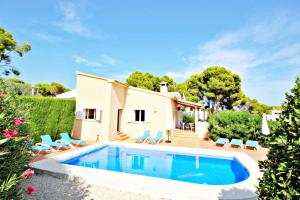 Paula - holiday home with private swimming pool in Benissa