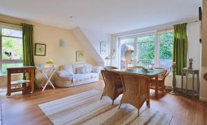 Drosselweg 4 Apartment 4