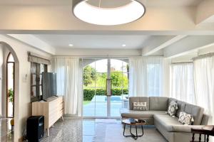 SOVA Vcay Pool Villa