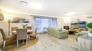 Shore Fun - Ettalong Beach - Pretty Beach