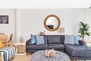 Sunset Delight Hamptons-style Beachfront Living