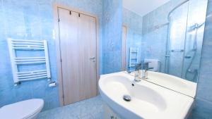 Old Town Flowery Apartment