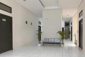 Urbanview Hotel Residence 446 Tanjung Duren