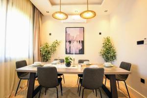 Darat Safa Luxury Smart Apartment