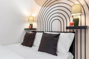 Stylish Brixton Studio in Central London, Wi-Fi, Parking, Sleeps 2