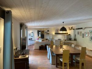 Maisons de vacances Les Logis des Magnans - Gite ASTRUC- : photos des chambres