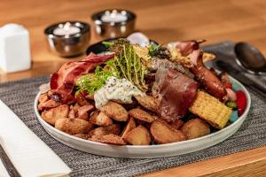 nawu apartments & Restaurant