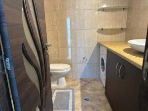 Riviera Beach apart no 5