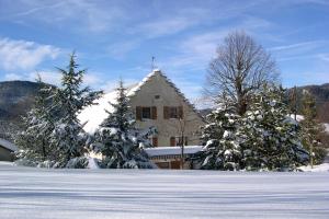 2 star viesnīca Logis Auberge des Montauds Vilārdelana Francija