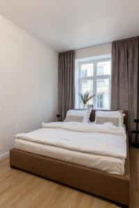 Romari apartment Дорошенка 13