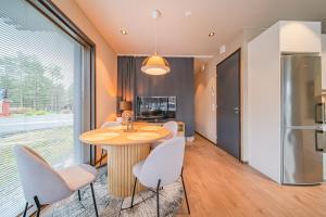 Levillas Platinum 2B2