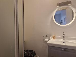 Appartements Fregate YourHostHelper : photos des chambres