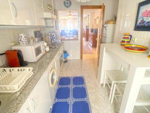 Spanish Connection - Puerto Latino