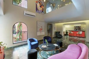 The Red Pier - My Downtown Hotels