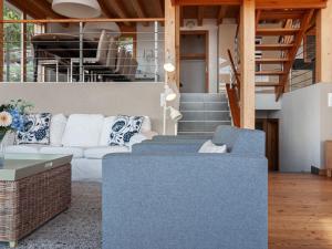Chalet Chalet Aquarius by Interhome