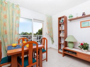 Apartment Florida by Interhome