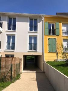 Appartements STUDIO COSY PROCHE DISNEY : photos des chambres