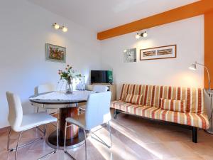 Apartment Mariza-1 by Interhome