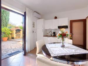 Apartment Mariza-1 by Interhome