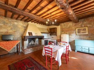 Holiday Home Tenuta Farneta by Interhome