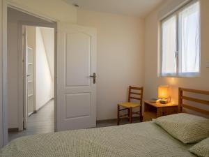 Maisons de vacances Holiday Home Mer des Bosmen 1 - LCQ106 by Interhome : photos des chambres