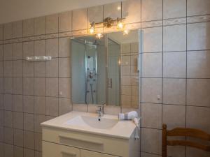 Maisons de vacances Holiday Home Mer des Bosmen 1 - LCQ106 by Interhome : photos des chambres