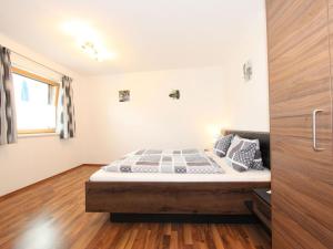 Apartment Hanna by Interhome