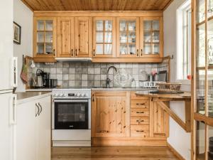 Holiday Home Kjuge Nya Huset by Interhome