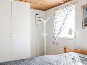 Holiday Home Kjuge Nya Huset by Interhome