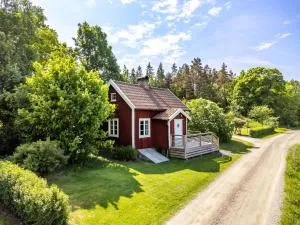 Chalet Kasen Lillstugan by Interhome - Högsäter