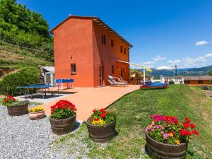 Holiday Home Red House by Interhome