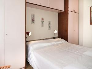 Apartment Soleluna by Interhome