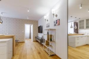 FLORENCJA - nowy apartament w centrum miasta z KLIMATYZACJĄ oraz zadaszonym parkingiem w cenie