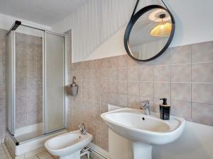 Maisons de vacances Holiday Home La Mariniere by Interhome : photos des chambres