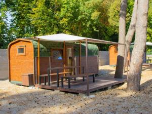 Holiday Home Kemp Stříbrný rybník-9 by Interhome - Ubytování bez kategorie ve městě Hradec Králové